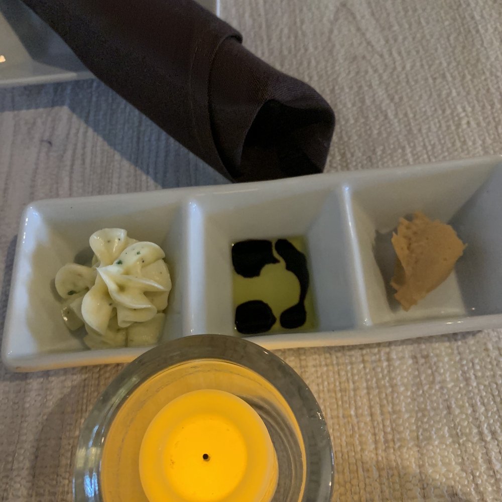 Bad Apple's Bistro - Butter, balsamic with oil and a humus served with bread - New American Near Me - Spencerport, New York