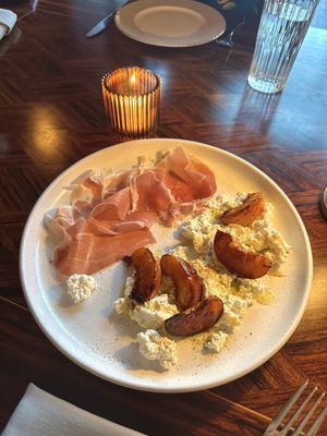 The Maker Hotel by null