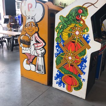 16-Bit Bar+Arcade - Bars Near Me - Indianapolis, Indiana