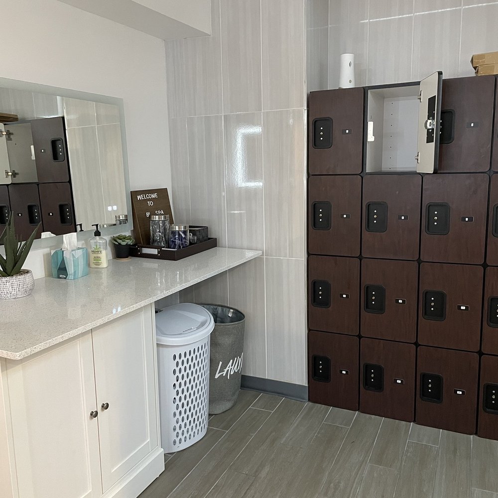 BL Spa - Change room - Day Spas Near Me - Glendale, Arizona BL Spa - Change room - Day Spas Near Me - Glendale, Arizona