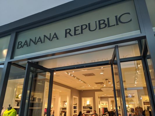 Banana Republic by null