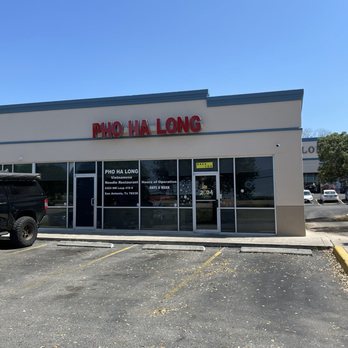 Pho Ha Long - Located right off the freeway - Vietnamese Near Me - San Antonio, Texas