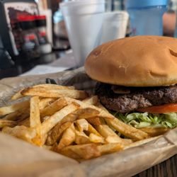 Fat Boy Burgers - Hatch Chili Burger comes with fries
