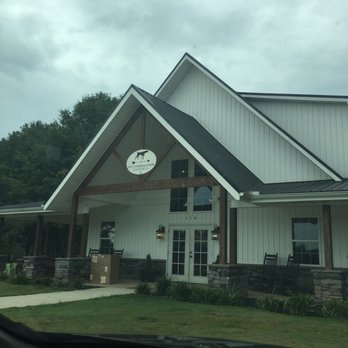 Pet Commander Kennels - Pet Training Near Me - Gray Court, South Carolina Pet Commander Kennels - Pet Training Near Me - Gray Court, South Carolina