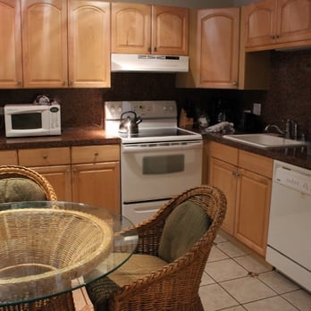 Kamaole Sands - fully equipped kitchen - Vacation Rentals Near Me - Kihei, Hawaii Kamaole Sands - fully equipped kitchen - Vacation Rentals Near Me - Kihei, Hawaii