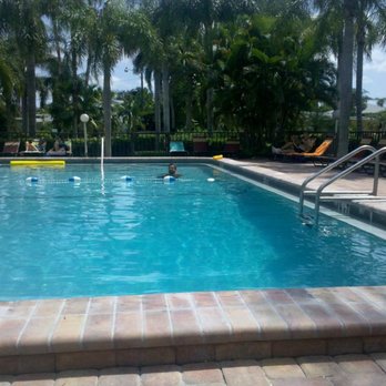 Tropical Beach Resorts - One of two hotel pools. - Resorts Near Me - Siesta Key, Florida Tropical Beach Resorts - One of two hotel pools. - Resorts Near Me - Siesta Key, Florida