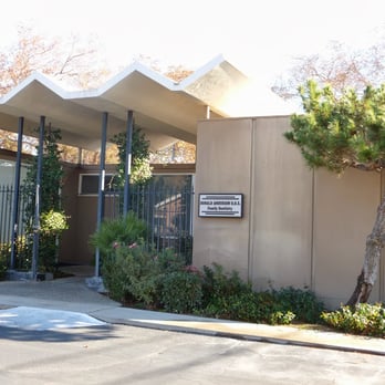 Donald Anderson, DDS - Front of the Donald Anderson DDS office. - General Dentistry Near Me - Fresno, California Donald Anderson, DDS - Front of the Donald Anderson DDS office. - General Dentistry Near Me - Fresno, California