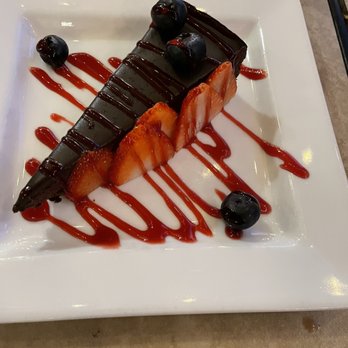 Hickory Restaurant and Bar - Dark chocolate Torte - American Near Me - Camas, Washington Hickory Restaurant and Bar - Dark chocolate Torte - American Near Me - Camas, Washington