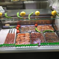 Öz Kismet - Heerlijke  kebab's, Köfte en pirzola voor op de houtskoolgrill