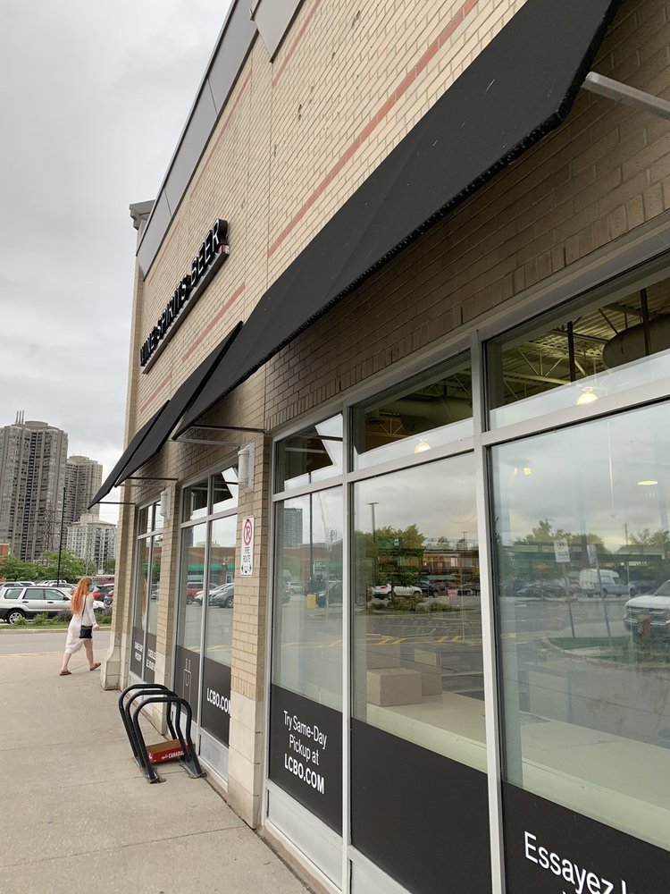 LCBO Updated September 2024 125 The Queensway, Etobicoke, Ontario
