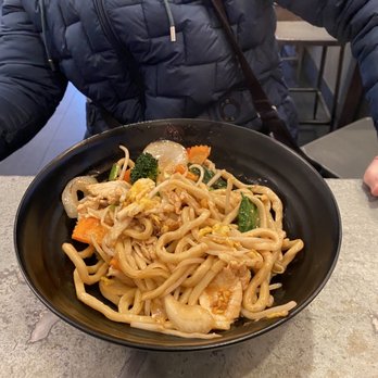 Toss Noodle Bar - Hokkien Noodles, Japanese Sauce with Chicken - Asian Fusion Near Me - Berkeley, California