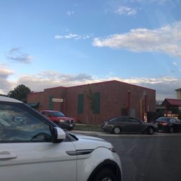Line wrapped around building for this chicken sandwich. Lol