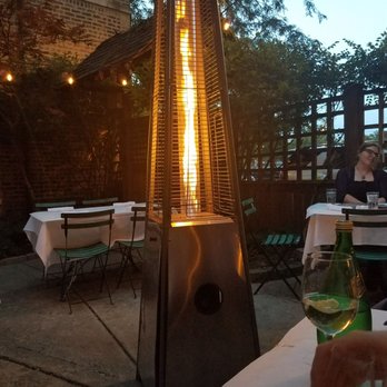 Bistro Campagne - Outdoor garden - French Near Me - Chicago, Illinois Bistro Campagne - Outdoor garden - French Near Me - Chicago, Illinois