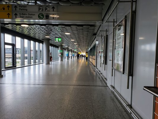 Hannover Airport by null