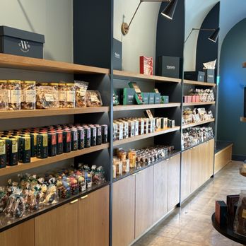 Winfield's Chocolate Bar - Nice! - Desserts Near Me - Houston, Texas