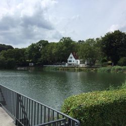 Haus am See - Haus am See von der gegenüberliegenden Seite