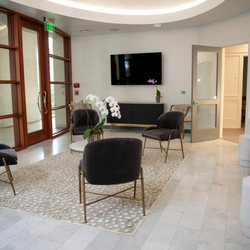 Norman L. Berkman M.D. L.E.& A - L. Ehrlich & Associates Concierge Medical Clinic Lobby