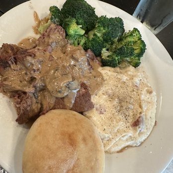 The Locale - American Near Me - Brownsburg, Indiana