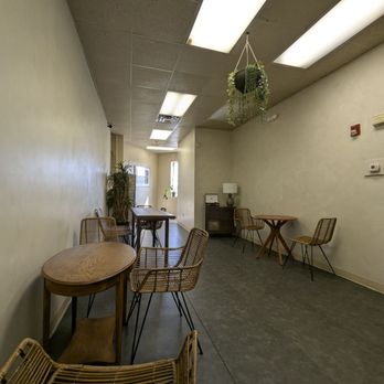 Pound House - Vietnamese Near Me - Somerville, Massachusetts