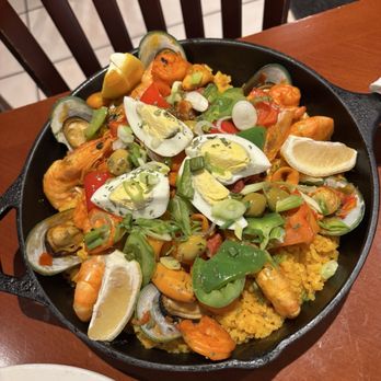 Patio Filipino - Paella Valenciana - Filipino Near Me - San Bruno, California Patio Filipino - Paella Valenciana - Filipino Near Me - San Bruno, California