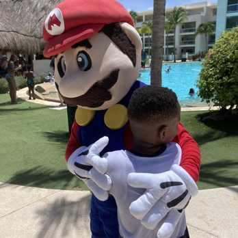 Paradisus - Mario Brothers spotted - Hotels Near Me - Cancún, ROO