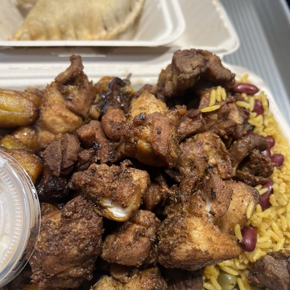 Boriqua Kitchen - Food Trucks Near Me