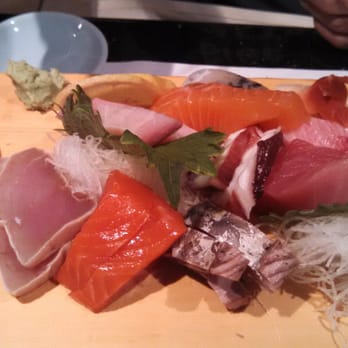 Ginza - Sashimi Deluxe - Sushi Bars Near Me - Bellevue, Washington Ginza - Sashimi Deluxe - Sushi Bars Near Me - Bellevue, Washington
