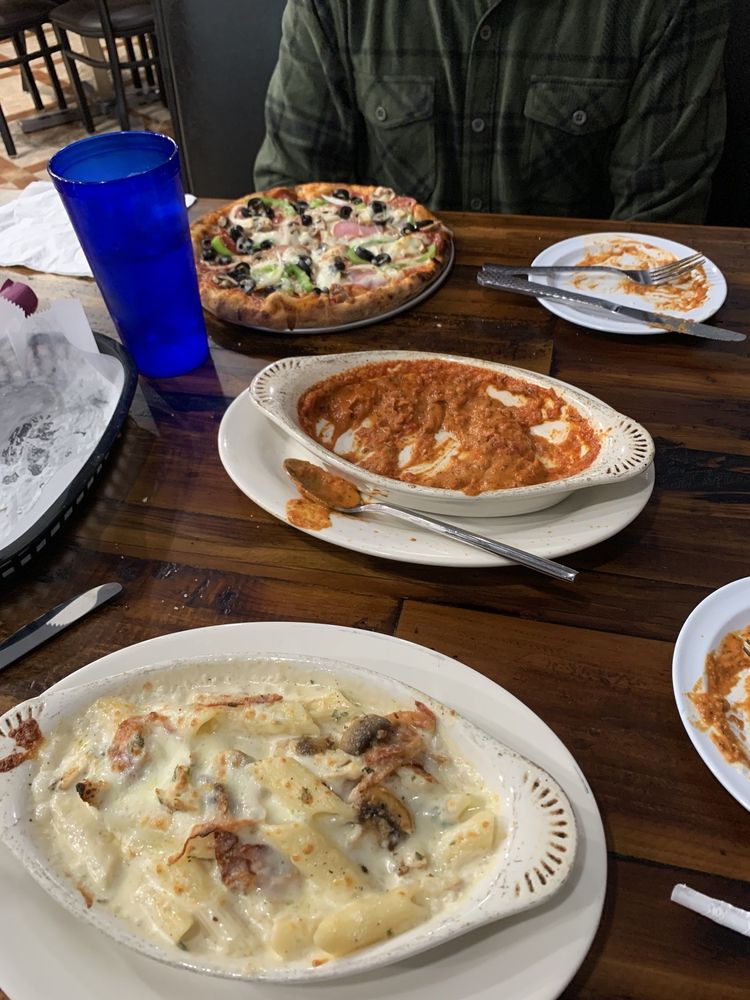 Food from Roma Pizza & Pasta - Sherman