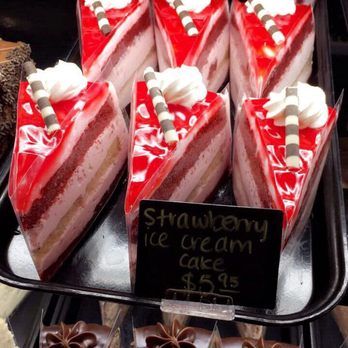 The Oasis Cafe - Strawberry ice cream cake - Cafes Near Me - Flushing, New York The Oasis Cafe - Strawberry ice cream cake - Cafes Near Me - Flushing, New York