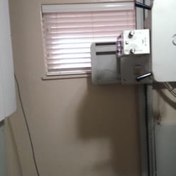 Hughson Chiropractic Center - X ray room