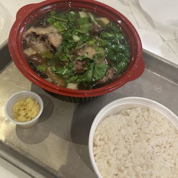 Lanai Express at Fremont Casino - Oxtail soup - Chinese Near Me - Las Vegas, Nevada