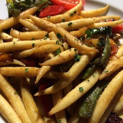 Hinz & Kunz - Sehr leckerer Mittagstisch: "Gemüseschupfnudeln mit Salatteller"