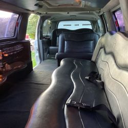Entourage Limousine Services