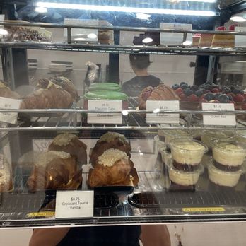 Salut Paris Bakery - Desserts Near Me - Dallas, Texas Salut Paris Bakery - Desserts Near Me - Dallas, Texas