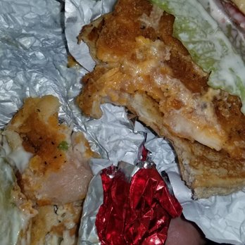 Wendy's - 2 raw sandwiches in the same photo - Fast Food Near Me - Fresno, California Wendy's - 2 raw sandwiches in the same photo - Fast Food Near Me - Fresno, California