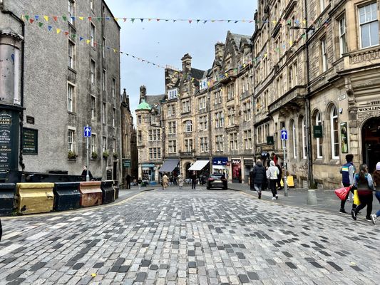 Royal Mile by null