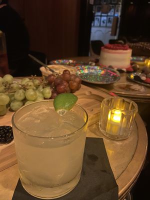 Lily’s Bar by null