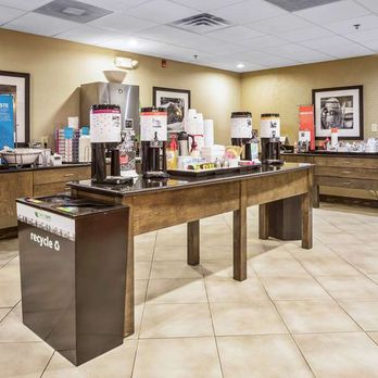 Hampton Inn Wilson Downtown - Restaurant - Hotels Near Me - Wilson, North Carolina
