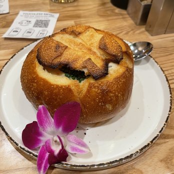 BB Cafe & Catering - Clam Chowder in sourdough bread bowl - Cafes Near Me - Burbank, California
