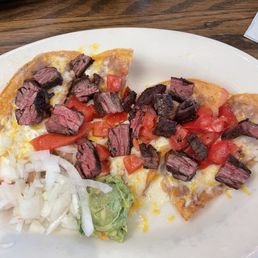 Beef fajita nachos