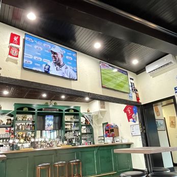 The Fiddlin Pig - Premier League on the tv - Pubs Near Me - Smithfield, Virginia