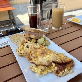 Fitzwater Cafe - Breakfast & Brunch Near Me - Philadelphia, Pennsylvania Fitzwater Cafe - Breakfast & Brunch Near Me - Philadelphia, Pennsylvania