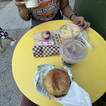 Jerrell’s BETR BRGR - OG O.G. BETR BRGR & Loaded Chili Fries - Vegan Near Me - New York, New York
