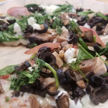 Pieology Pizzeria - Pizza doesn't get better than this. - Pizza Near Me - Walnut, California