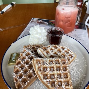 The Bridgewater Cafe - Plain Waffles - Breakfast & Brunch Near Me - Bridgewater Township, New Jersey