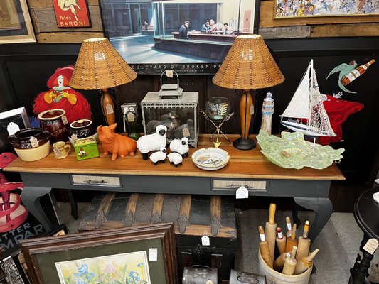 The Great Antiques Treasure Hunt アンティーク TREASURE HUNT ANTIQUES - Updated August 2025 - 17 Photos
