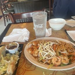 Shrimp pad Thai Shrimp pad Thai