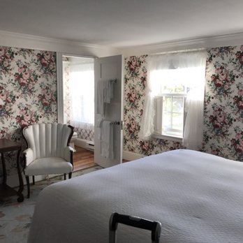 Colony Hotel - Hotels Near Me - Kennebunkport, Maine Colony Hotel - Hotels Near Me - Kennebunkport, Maine