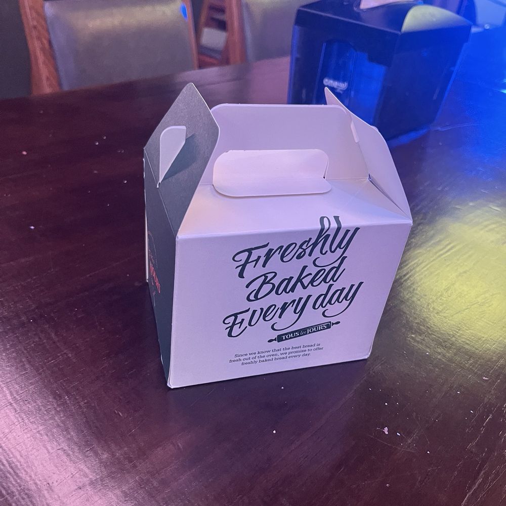 Tous Les Jours - Cake to-go box - Coffee & Tea Near Me - Washington, DC, District of Columbia Tous Les Jours - Cake to-go box - Coffee & Tea Near Me - Washington, DC, District of Columbia