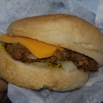 Mugs Up Drive In - Whiz burger - Fast Food Near Me - Independence, Missouri